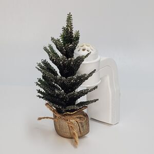 BATH & BODY WORKS WALLFLOWERS PINE TREE PLUG-IN